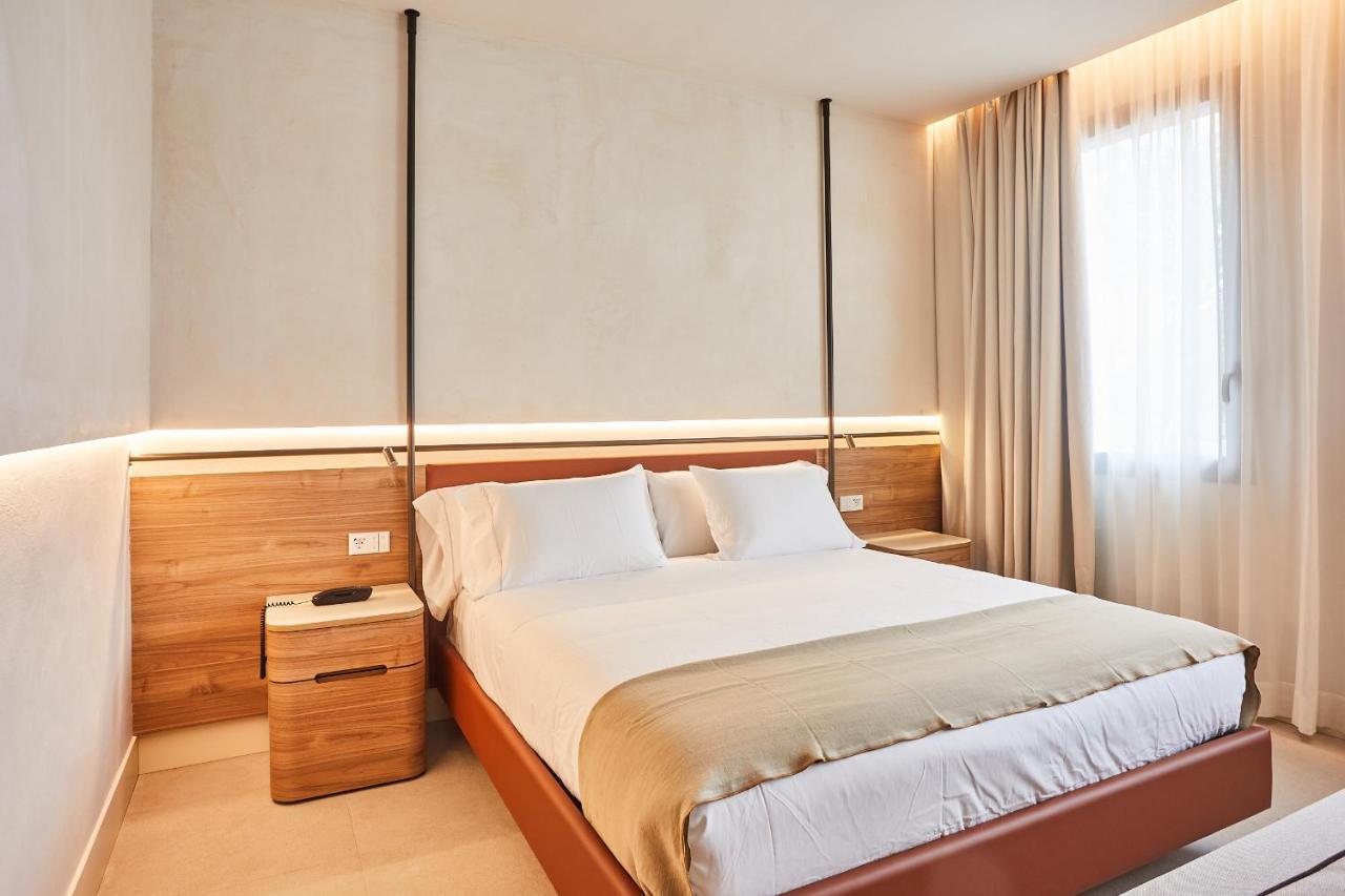 Hotel Silken 4*